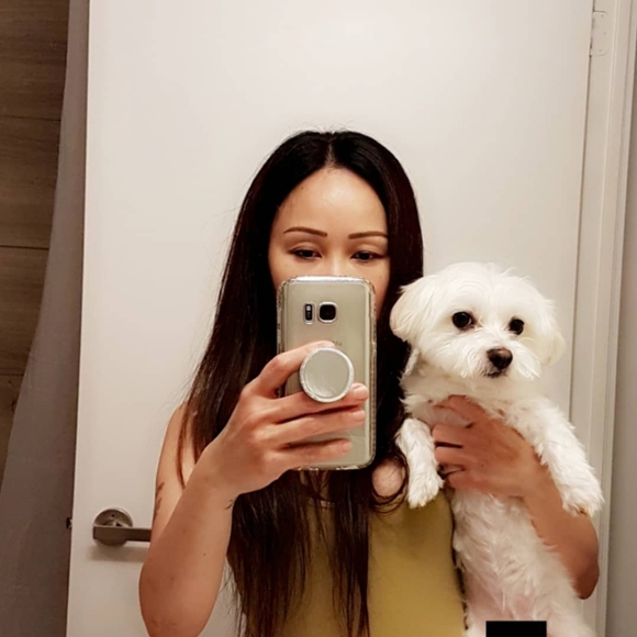 Meet your Posher, Maria B - Picture 1 of 4